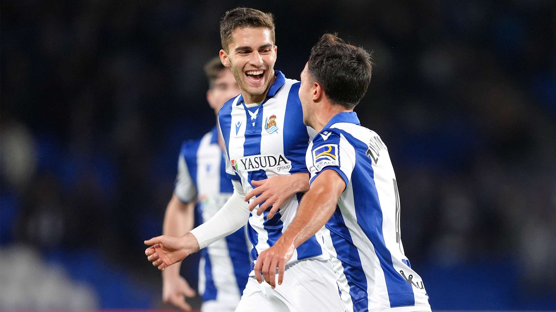 優秀選手加 優秀選手加